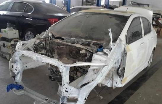 丰田霸道卖废铁能卖多少钱,丰田霸道2700曾经最低多少钱