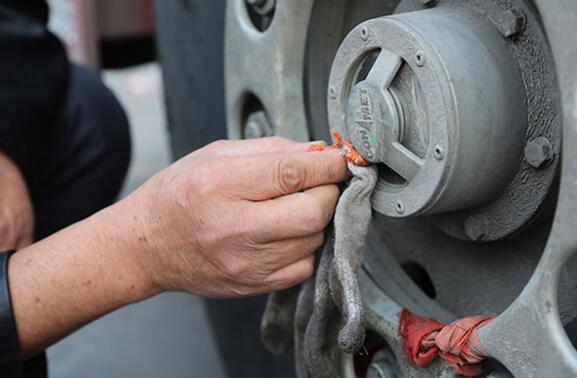 高效运输技能加成康迈轮毂“圈”出重卡新天地