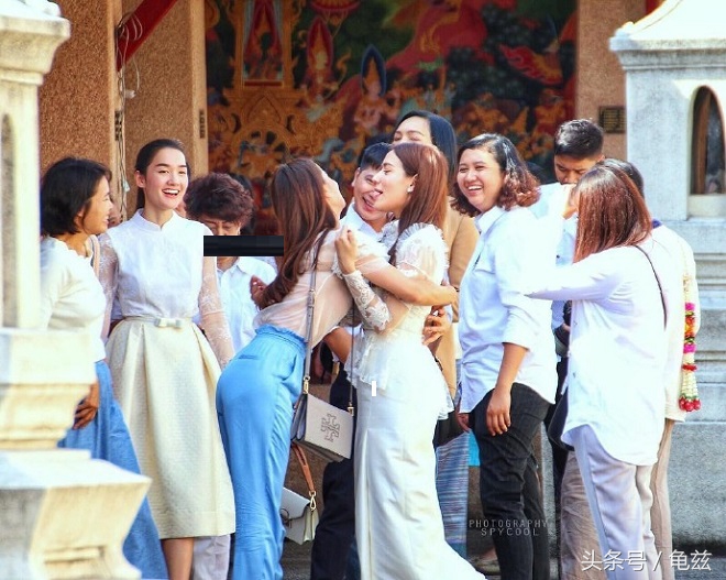 泰国mark与kim结婚礼服,泰国mark女友kim