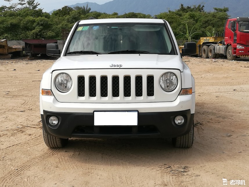 二手jeep自由客,二手jeep自由客2023年