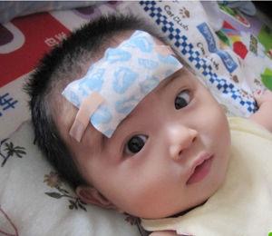 冬天孩子发烧的正确处理方法,小孩冬天发烧的小妙招怎么退烧