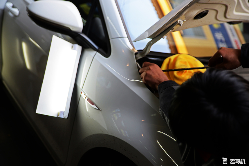 途虎钣金喷漆修复凹陷一般多少钱,汽车钣金凹陷修复喷漆正规流程