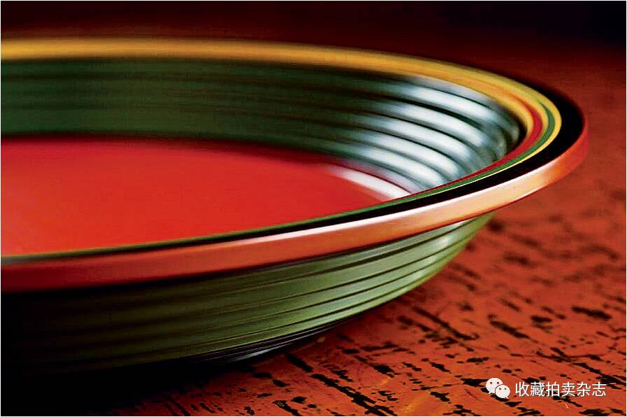 当代漆画展现中国时代风貌,漆画艺术展彰显艺术魅力