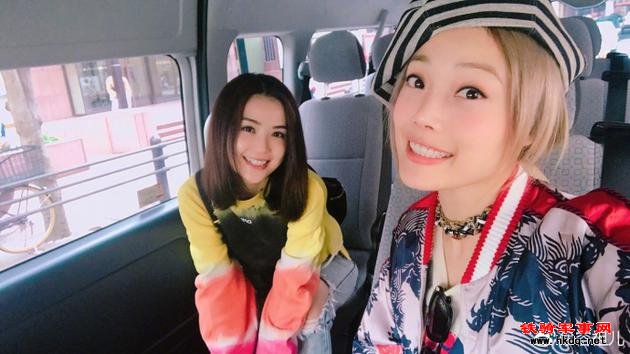 容祖儿为导盲犬服务中心献爱心,英皇老板杨受成一家同在现场