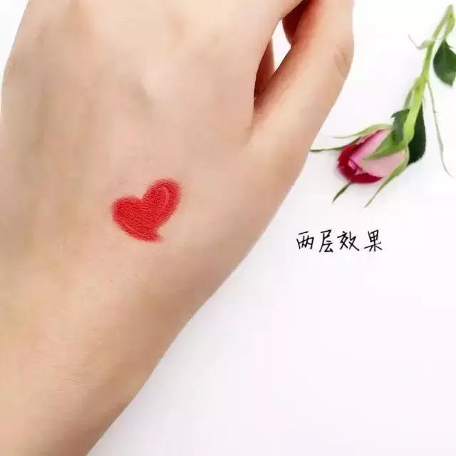 akfm系列哪支口红最好看,第一次买口红买几支