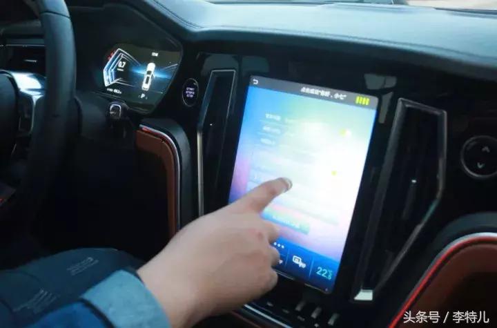 众泰t700究竟值得买吗,众泰T700深度测评