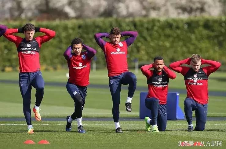 匿名*底卧**爆料系列：足球运动员宿醉逃训是怎样的一种体验？