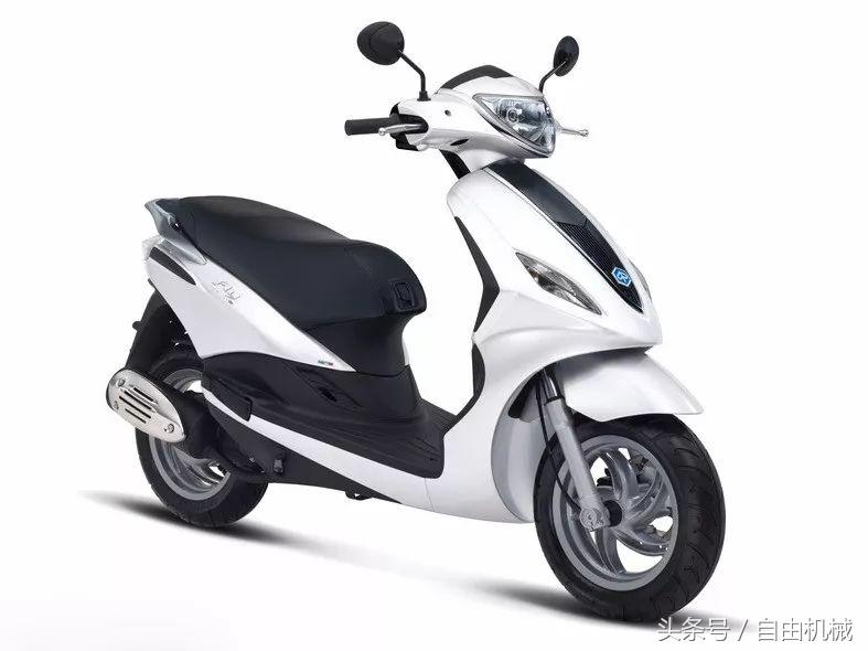 两万元踏板摩托车,五羊本田两万元踏板摩托车