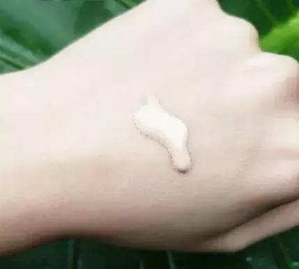 4款最值得入手的秋冬粉底液,好用到爆的粉底