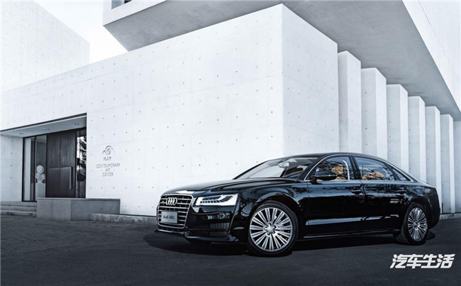 昔日影视明星，如今社会菁英，看奥迪A8的华丽变身