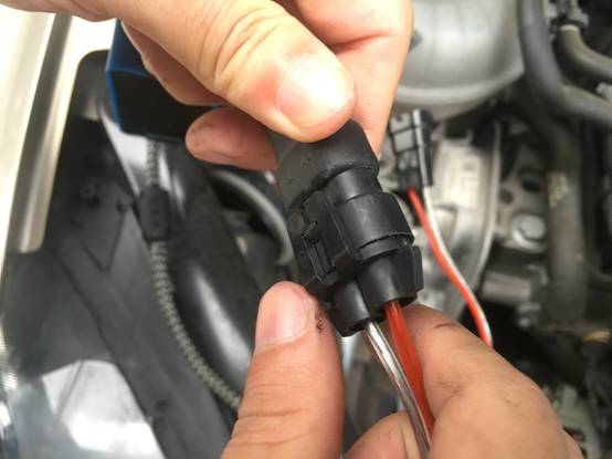 雪莱特氙气大灯安装,上班换灯泡