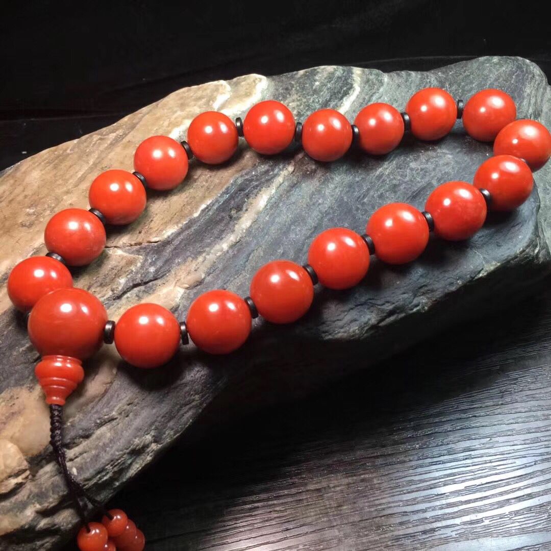 南红里面有气泡是怎么回事,南红缺水为什么会裂纹