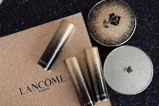 今年的圣诞限定真的太绝了,最火的圣诞限定