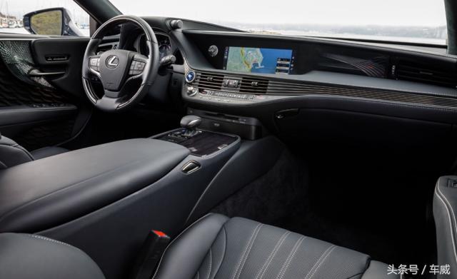 评雷克萨斯ls四驱,雷克萨斯ls科技灰