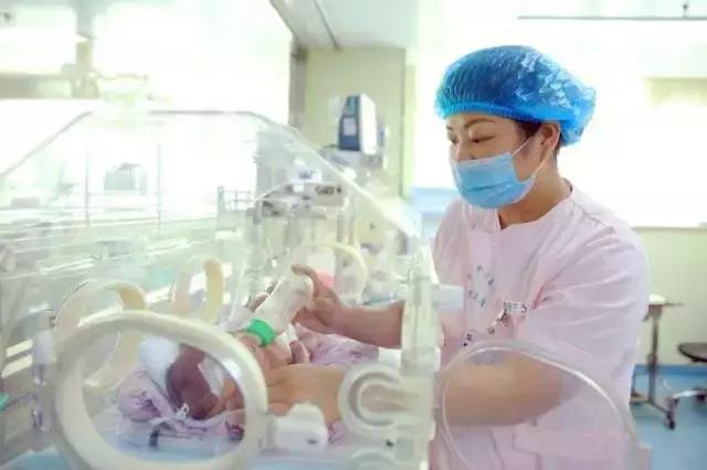 黄疸13天没有检查要紧吗,宝宝13天了还有黄疸怎么办