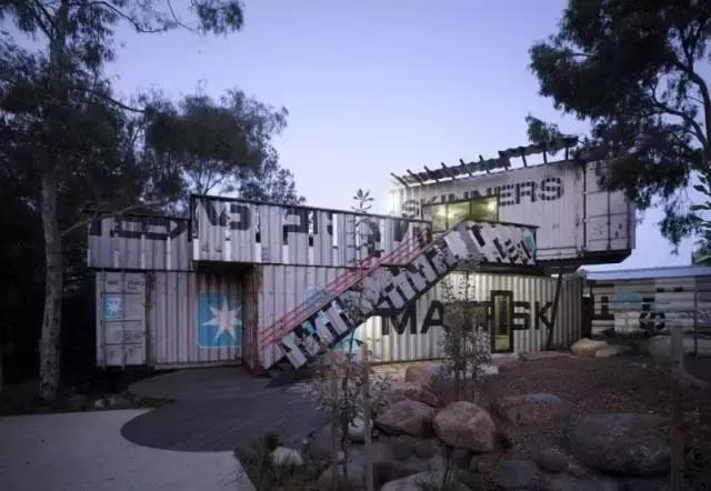 集装箱建筑散发艺术魅力,集装箱建筑空间