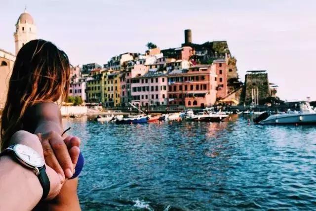 劳力士水鬼和dw大小对比,dw与劳力士玩家的对比