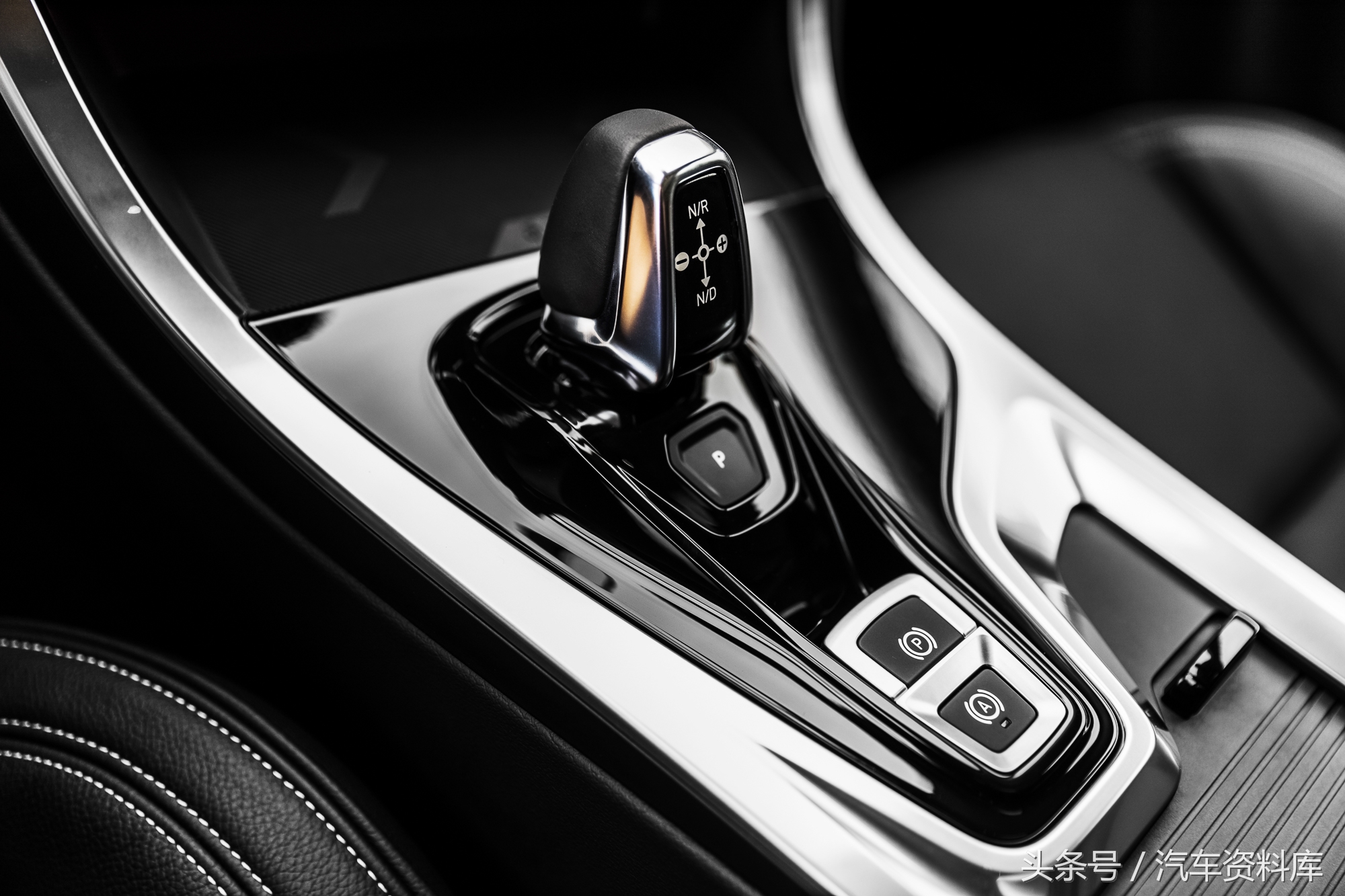 同价位suv和轿车乘坐舒适感,同价位的suv和轿车驾驶感受