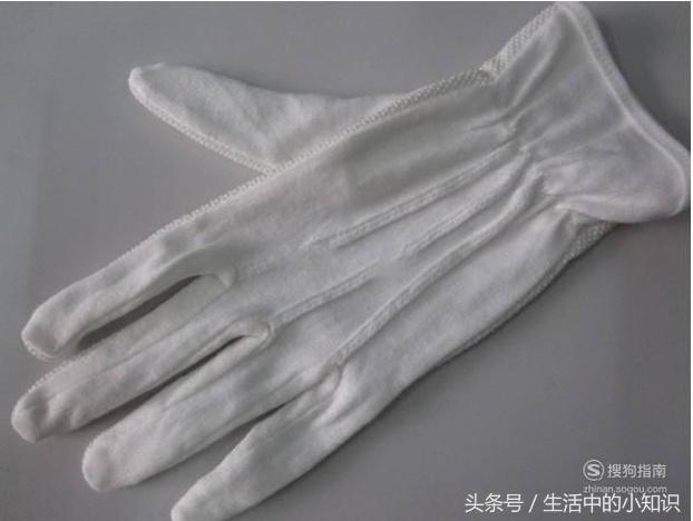 502胶水手和物品粘在一起怎么去除,手被502胶水粘了用什么可以清洗掉