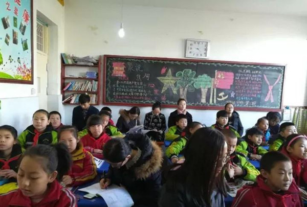 孝义市振兴街小学第五共同体课堂观摩学习活动拉开帷幕