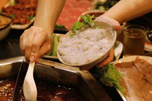 正宗重庆老火锅店逛新城推荐,重庆逛吃之旅本地人推荐的火锅店