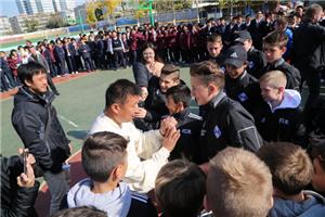 泉城杯校园足球初中组,校园足球遇见强队