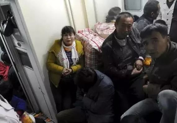 抢购火车票怎么抢成功率高,春节的火车票抢票流程如何购票