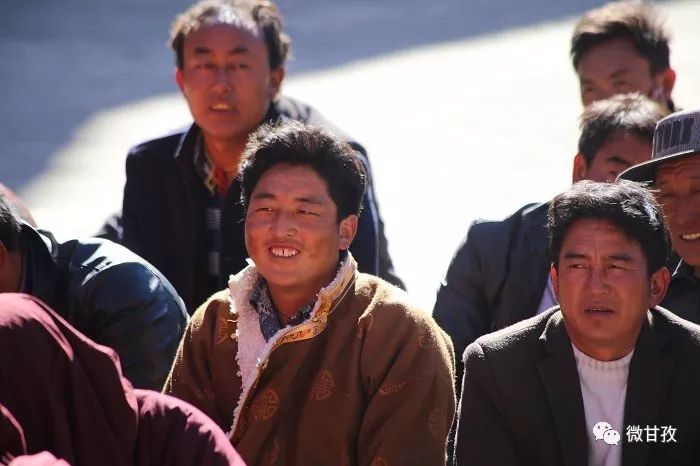 *党**的十九大精神来到农牧民群众家门口