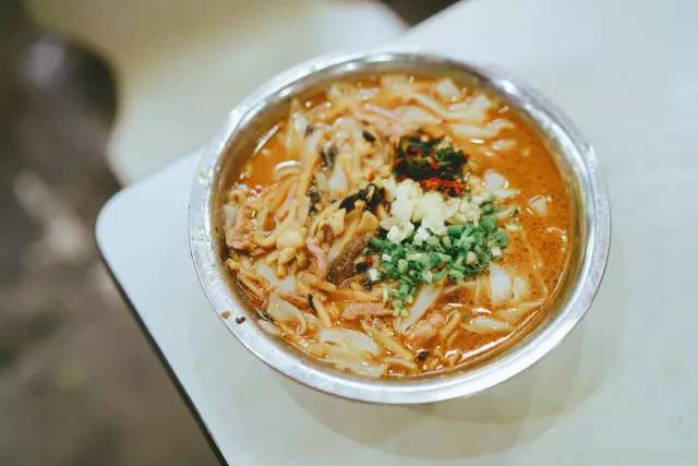 广西必吃50道美食,广西旅游必吃十大美食