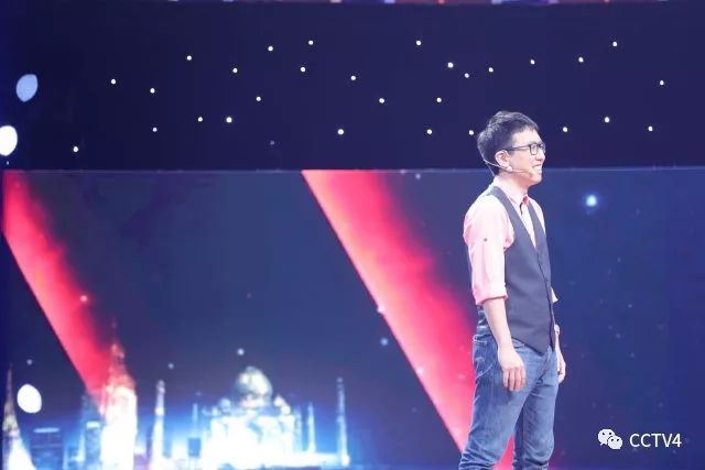 只动口不动手的人,只动嘴不动手的人