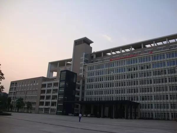 中南民族大学值得学吗,中南民族大学值得读吗