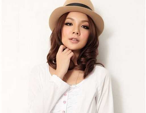 中分齐肩梨花卷发型,中分齐肩短发梨花头