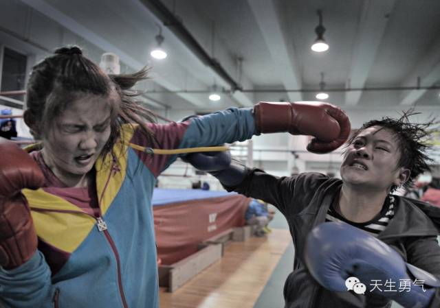 24小时全网浏览量破亿,一条百万阅读量的微博引发的思考