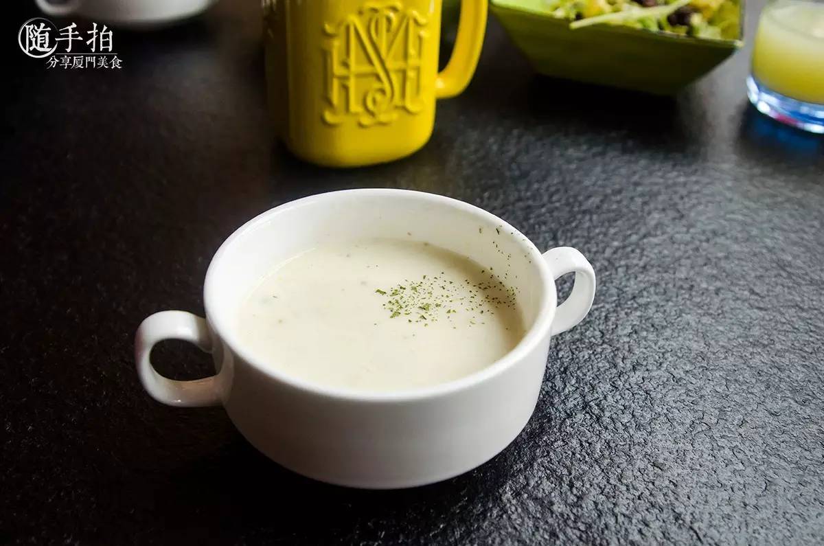 新店｜快看，近期最火的咖啡厅，竟然有最污最污的炖饭