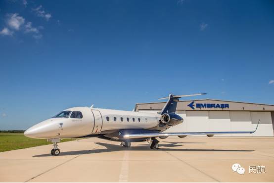 成龙谈私人飞机,成龙的三架飞机型号