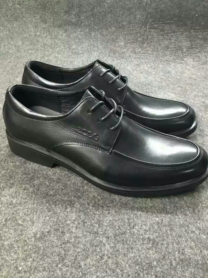 爱步哪个系列适合脚肥 (爱步鞋磨脚给换吗)