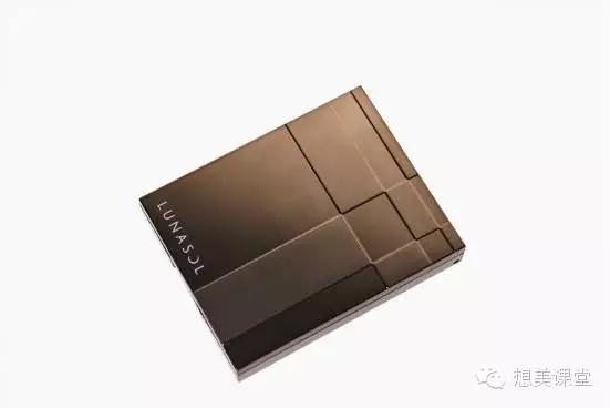 这些眼影盘，怎么也得有一个吧？！