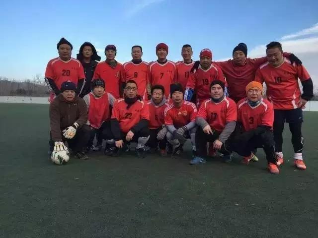 周末没事儿来体委/汇佳看球咱昌平人自己的百姓足球联赛开踢了