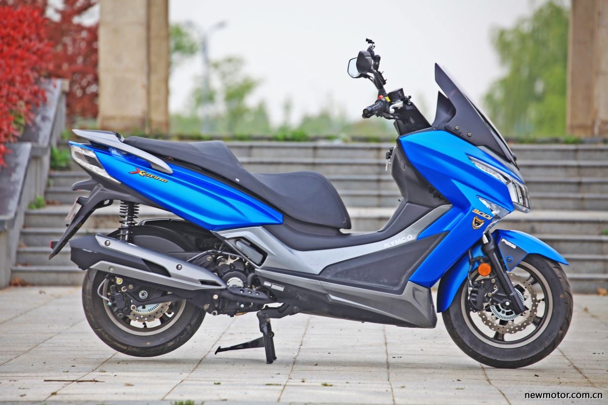 光阳赛艇300测评,牛摩测评赛科龙