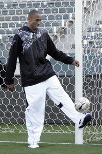 科比刘翔,姚明和刘翔影响力和成就哪个更高