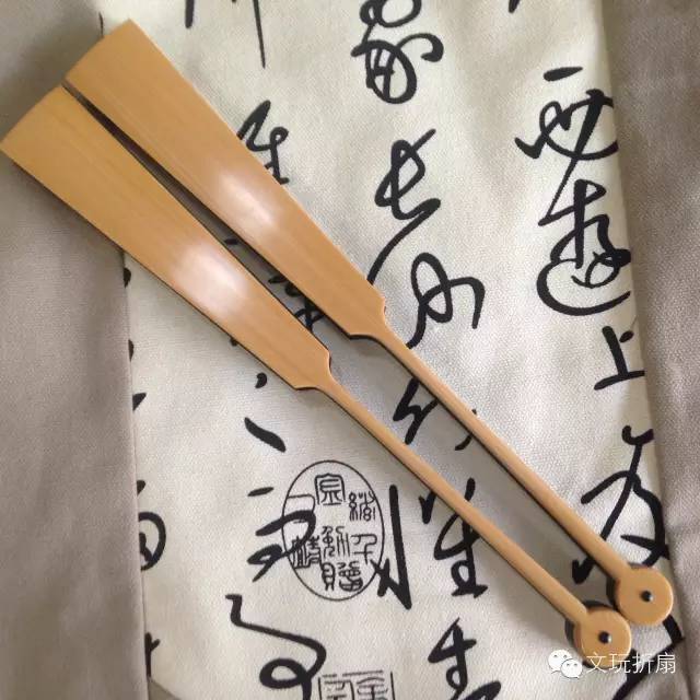 玩扇骨用什么扇面,玩扇子有什么注意事项