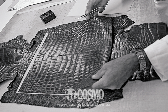 奢侈品包便宜的需要多少钱,奢侈品提高10倍价格