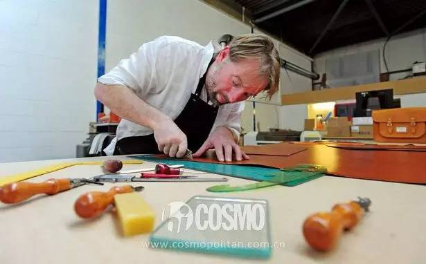 奢侈品包每年买一个,奢侈品包好卖么