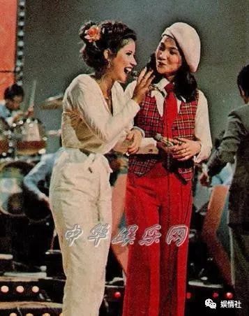 被骗八千万,被得意门生告,送丈夫跑车致其丧命,农场养鸭了余生