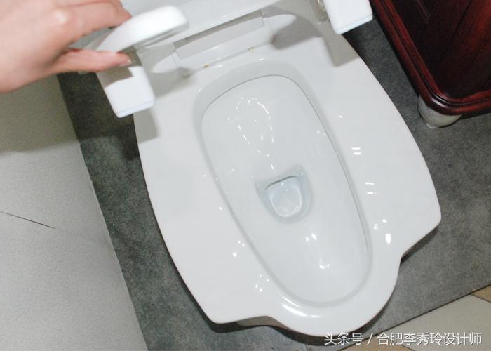 卫生间有蹲便器了怎么装马桶,卫生间别想装什么洗脸盆