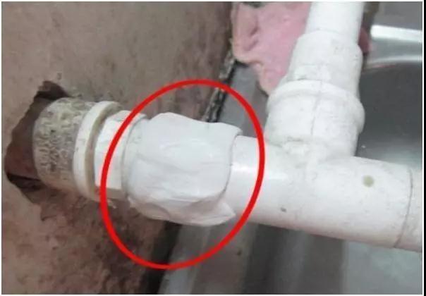 卫生间贴过瓷砖了但是漏水怎么办,贴瓷砖墙体漏水渗水如何处理