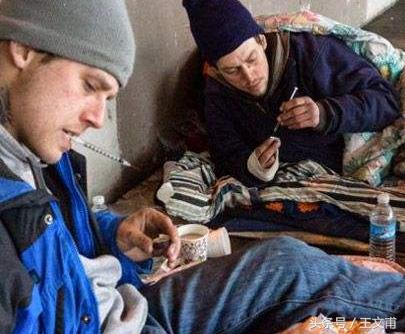 吸毒会让我们陷入什么的泥潭,吸毒使人丧心病狂