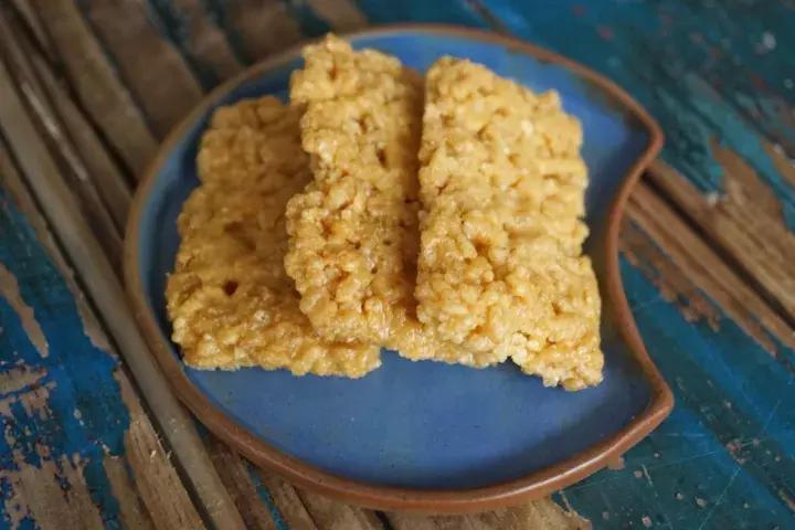 关于咸蛋黄的网红零食,上瘾的卤味零食