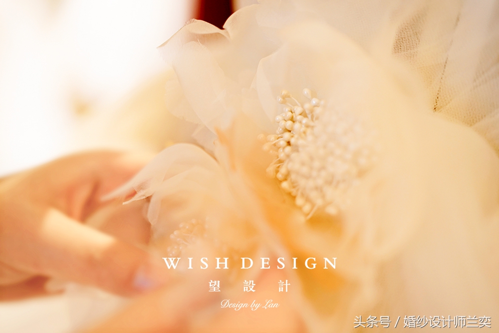 蓝色系婚纱设计,黑纱白墙婚纱照设计风格