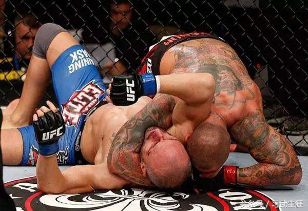 以平均54秒1人的速度连续放到128人，论巴西柔术